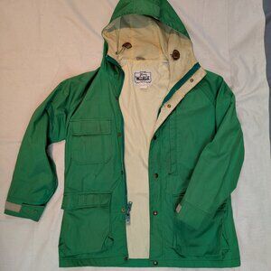 Vintage Woolrich woman green rain jacket